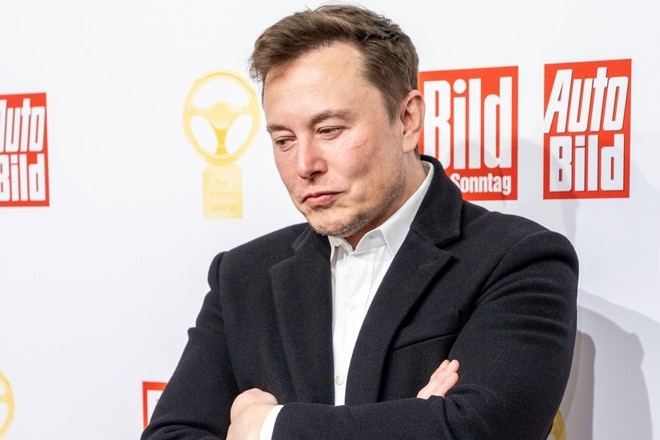 Илон Маск потерял за неделю $5,5 млрд из-за обвала рынков