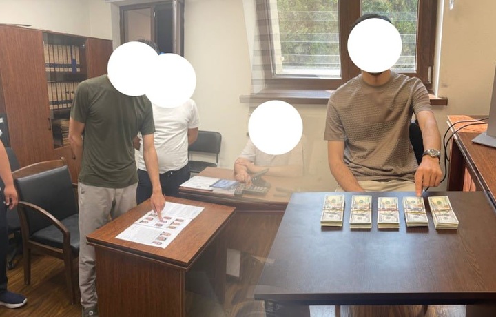 Миграция агентлиги мансабдорлари ва бошқалардан иборат йирик уюшган гуруҳ фош этилди