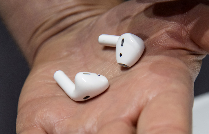 Bloomberg: Amazon работает над конкурентом AirPods