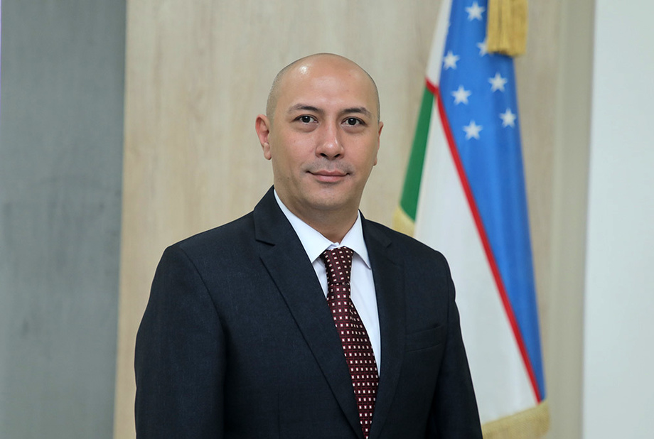 Aziz Abidov Oliy sud raisining matbuot kotibi etib tayinlandi