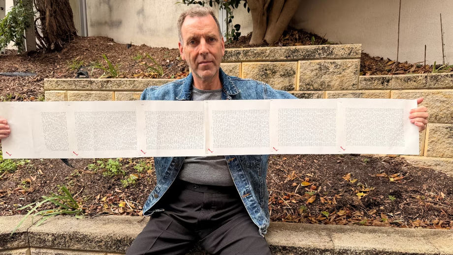 Энг узун исм сабабли мамлакатнинг иккита қонуни ўзгартирилди