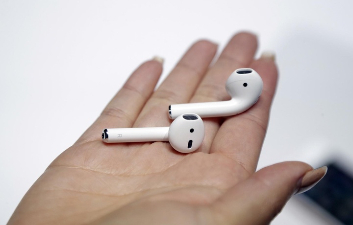 Как быстро и точно отличить поддельные наушники Apple AirPods от оригинальных (фото+видео)