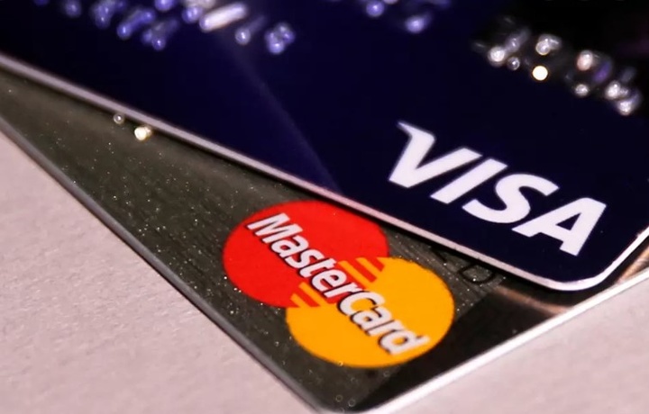 Visa ва Mastercard Россияда карталарга хизмат кўрсатишни тўхтатди