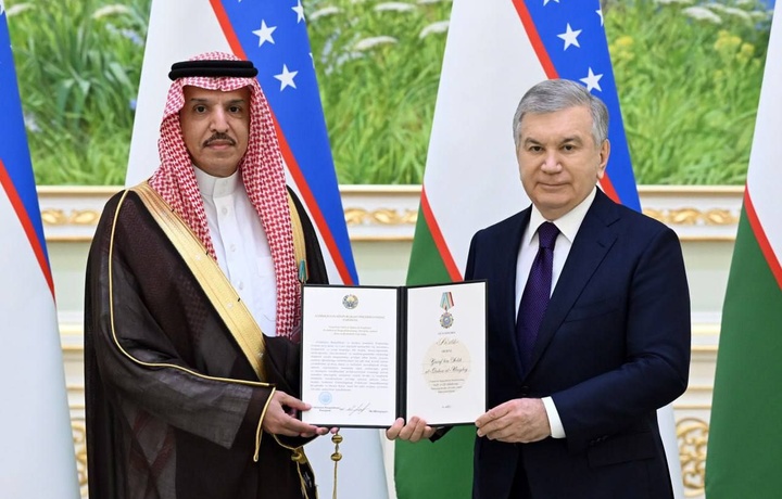 Prezident Saudiya elchisini «Do‘stlik» ordeni bilan mukofotladi