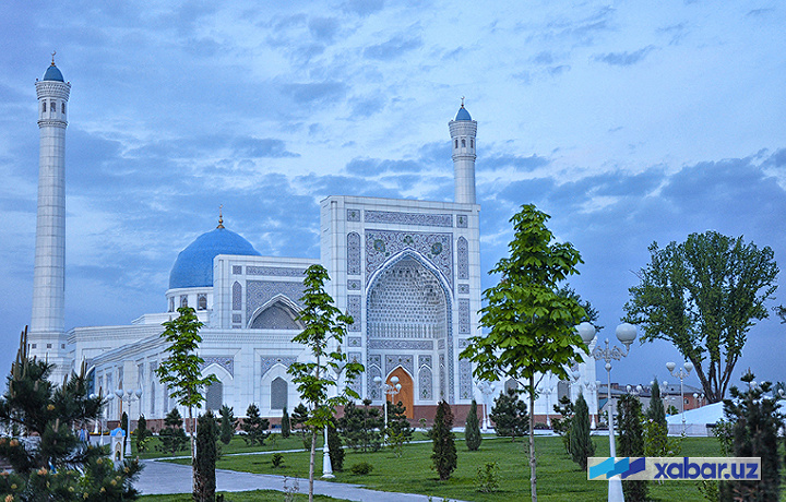 O‘zbekistonda Qurbon hayiti namozi o‘qildi