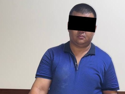 Фарғонада божхона пости бошлиғи пора билан ушланди