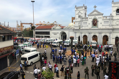 Более 40 человек погибли и сотни пострадали при взрывах на Шри-Ланке