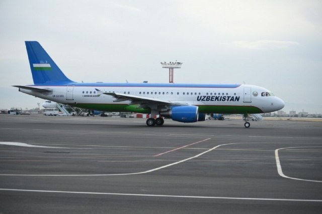 Шавкат Мирзиёев давлат ташрифи билан Ҳиндистонга жўнаб кетди