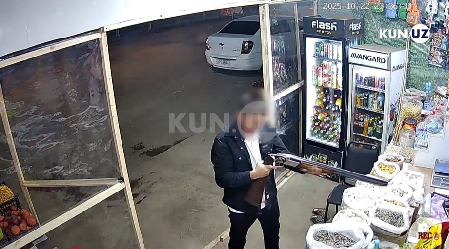 В Ахангаране мужчина ворвался в магазин с ружьём и ударил им продавщицу и другого мужчину