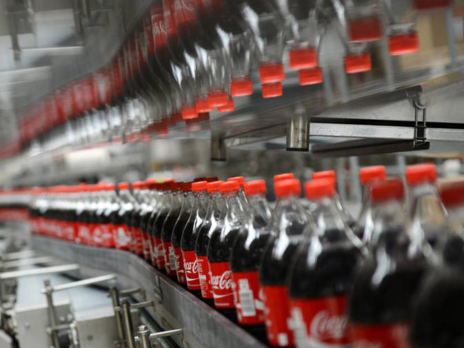 O‘zbekistondagi Coca-Cola zavodi arzon narxlangani shubha keltirib chiqardi