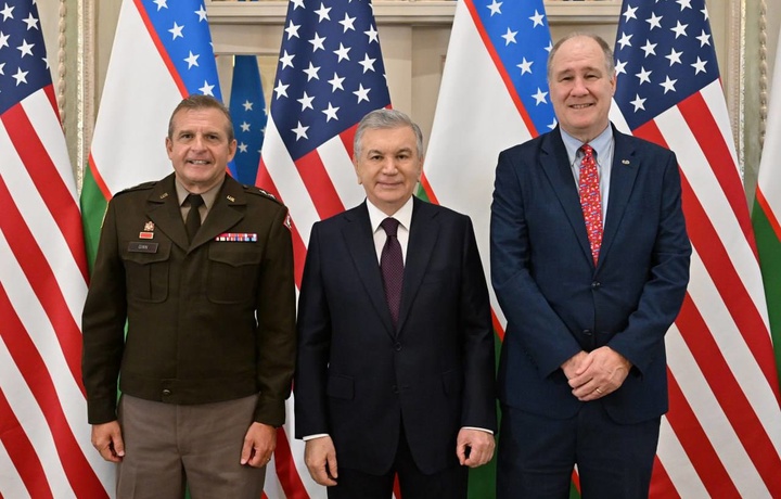 Шавкат Мирзиёев принял члена Конгресса США и омандующего Национальной гвардией штата Миссисип