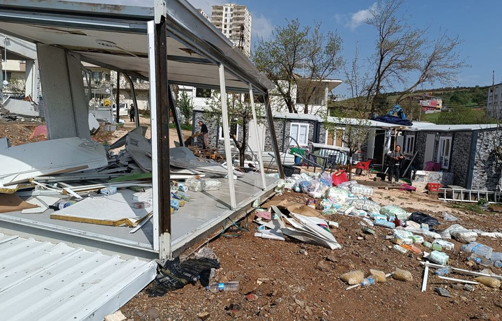 Turkiyada kuchli tornado yuz berdi. Qurbonlar bor