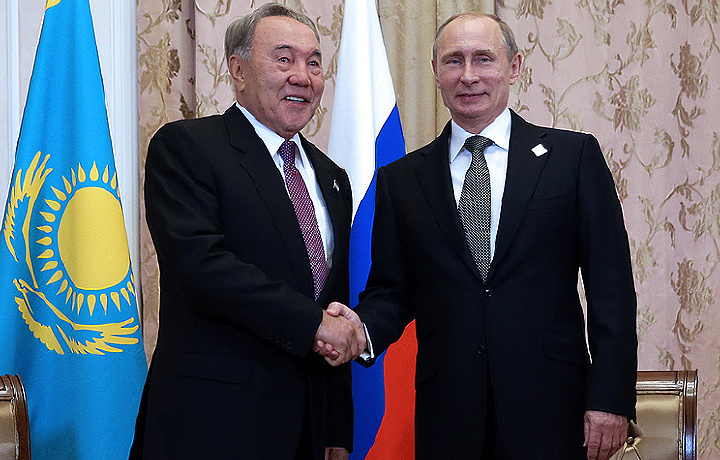 Vladimir Putin Nursulton Nazarboyevni maqtadi