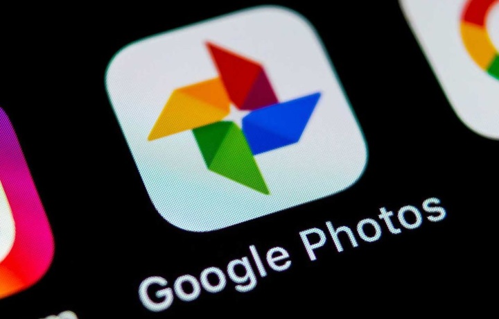 Как загрузить фотографии в Google Photos