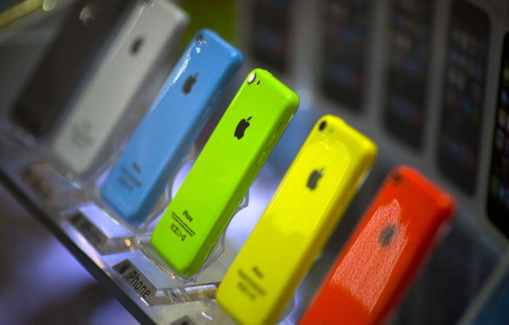 iPhone 2019 может поменять зарядное устройство на USB