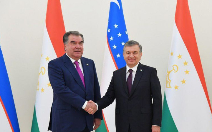 Shavkat Mirziyoyev Tojikiston prezidenti bilan telefon muloqoti o‘tkazdi