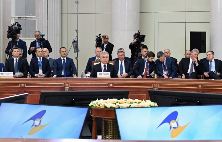 Шавкат Мирзиёев принял участие в саммите ЕАЭС