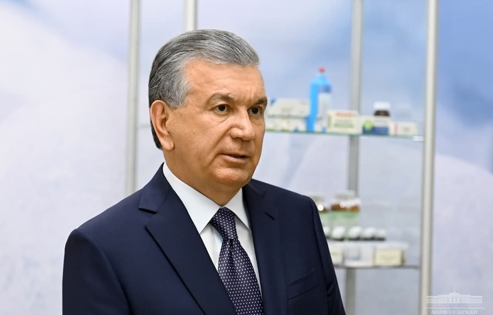 Shavkat Mirziyoyev: «Hozirgacha katta xarajatlar evaziga chetdan dori-darmon olib kelinyapti»