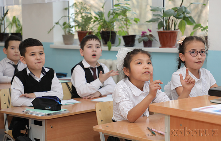 В школах Узбекистана отменили итоговые экзамены