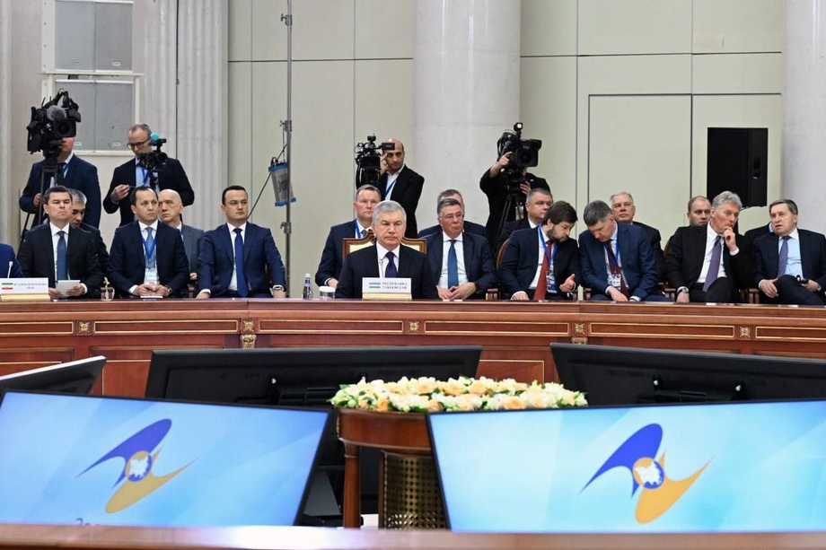 Шавкат Мирзиёев принял участие в саммите ЕАЭС