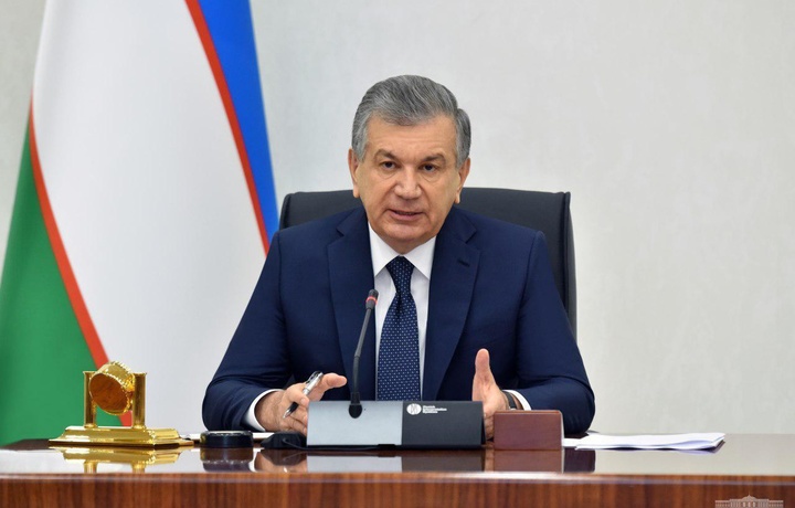 Prezident ish kunini mamlakatdagi ahvolni tanqidiy tahlil qilishdan boshladi