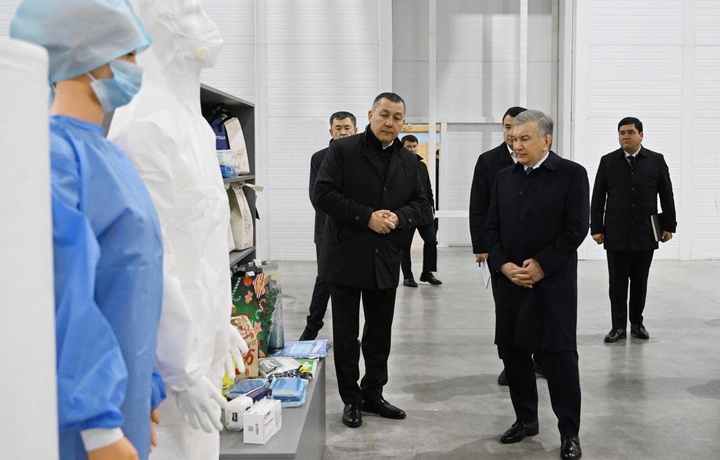 Prezident «Sirdaryo» EIZdagi korxonalar faoliyati bilan tanishdi