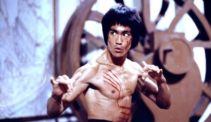 Брюс Лининг сирли ўлими: аслида нима сабаб бўлган?