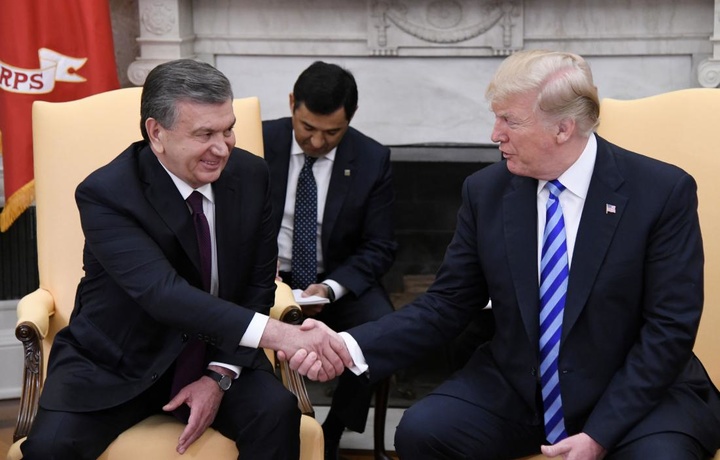 Шавкат Мирзиёев направил поздравление Дональду Трампу