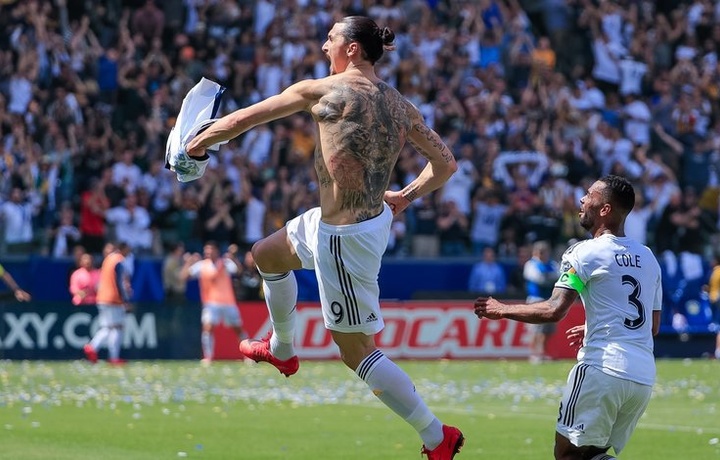 Zlatan Ibragimovichning MLSdagi debyuti dahshatli chiqdi. Gollarini tomosha qiling (video)