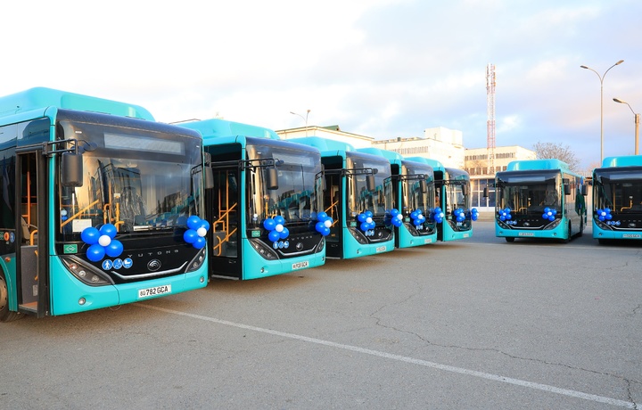 Бухоро аҳолиси учун Хитойдан яна 25 та автобус харид қилинди (фото)
