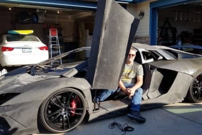 В США отец и сын собрали Lamborghini на 3D-принтере и получили подарок
