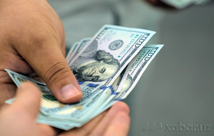 Dollarning yangi qiymati e’lon qilindi