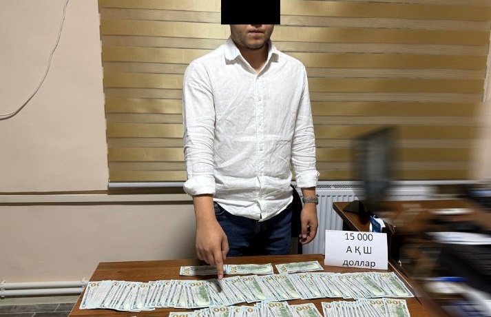 Самарқандда сайёҳлик фирмаси раҳбари ноқонуний фаолият устида қўлга тушди