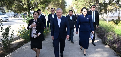 Prezident kutilmaganda Beshkentdagi maktabga bordi (foto)
