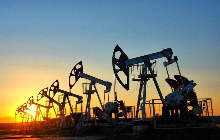Кувейт продлил добровольное сокращение добычи нефти