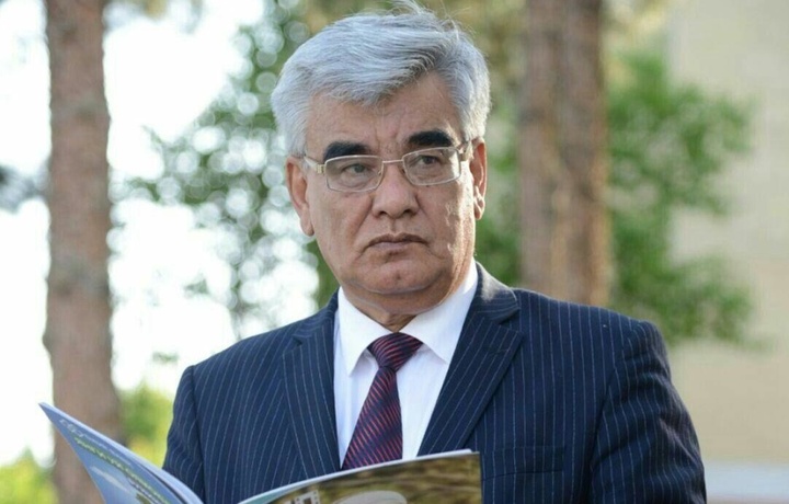 Усмон Азим Янги Ўзбекистон ҳақида катта мақола ёзди