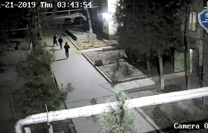 В Ташкенте трое грабителей в медицинских масках ограбили аптеку