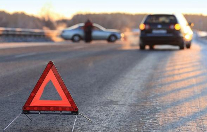 Chirchiqdagi avtohalokatda vafot etgan erkakning shaxsi aniqlanmoqda