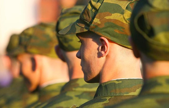 Число случаев коронавируса в российской армии увеличилось до 960