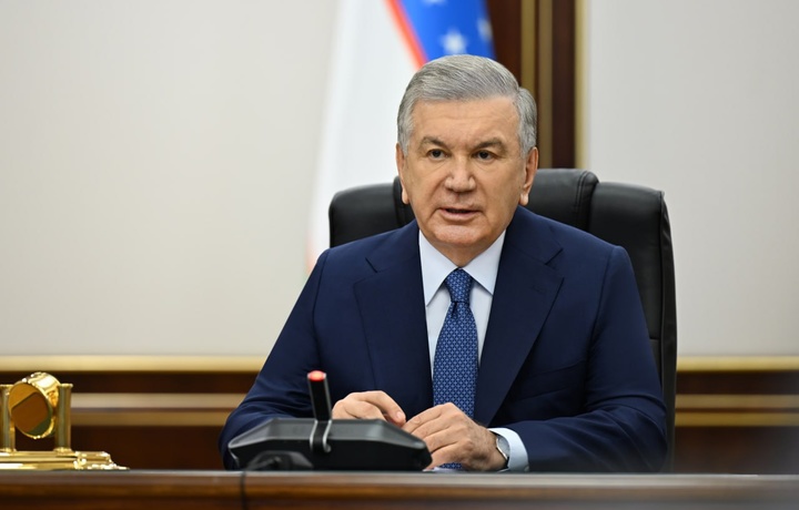 Президент Сирдарё вилояти бўйича йиғилиш ўтказди