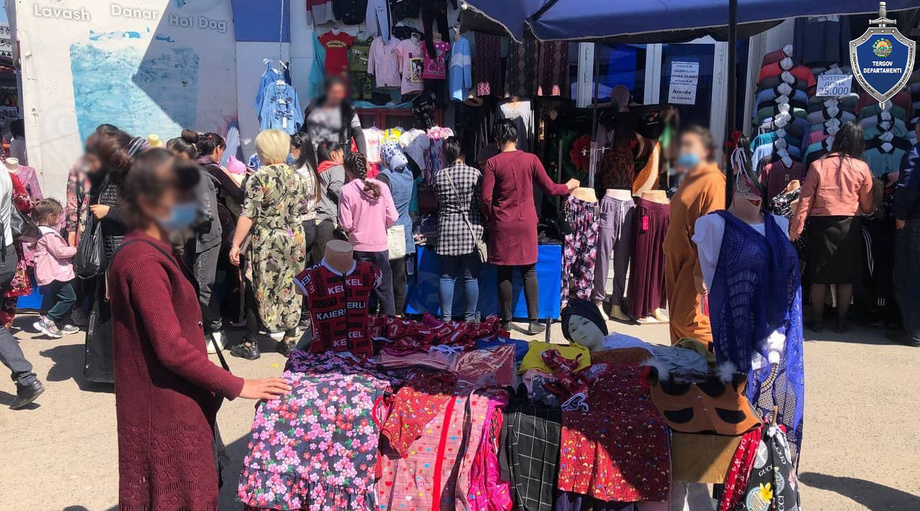 «Bek-baraka» bozorida sotuvchidan kunlik pul talab qilganlarga jinoyat ishi qo‘zg‘atildi