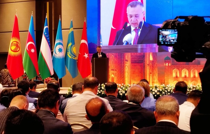 Ozarbayjon sog‘liqni saqlash vaziri SamDTUga tashrif buyurdi