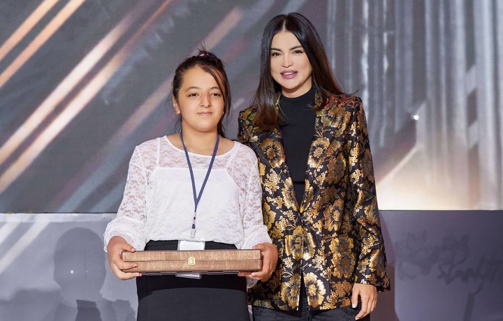 Saida Mirziyoyeva chempion qizni tabrikladi