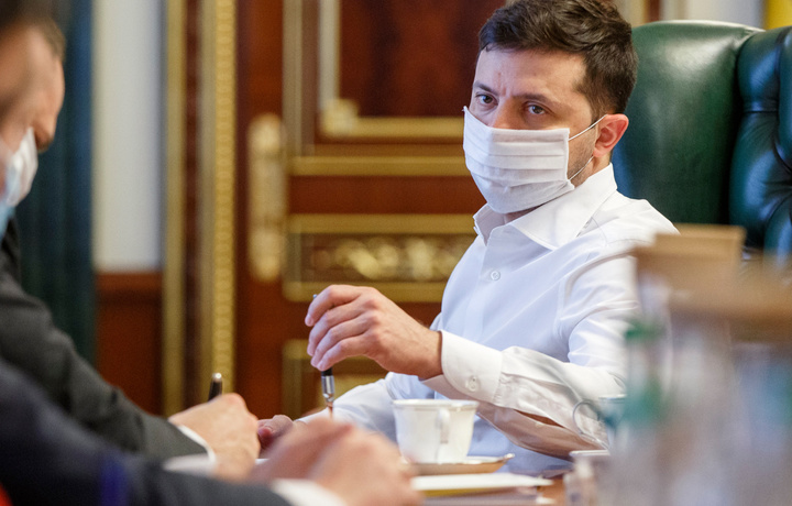 Президент Украины Владимир Зеленский заразился коронавирусом