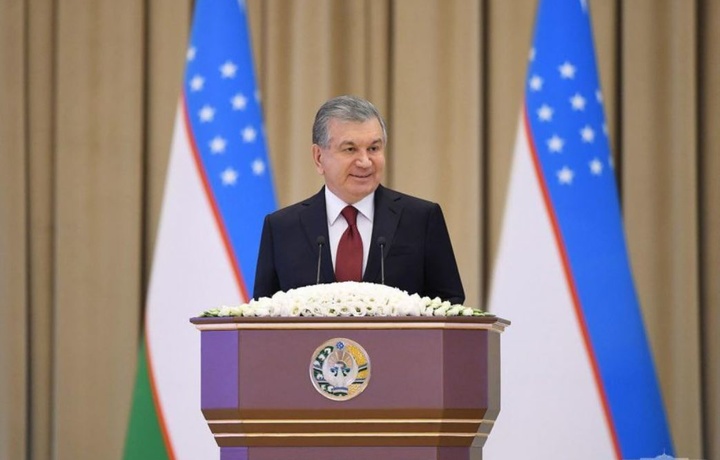 Shavkat Mirziyoyev bir guruh jurnalistlarni taqdirladi
