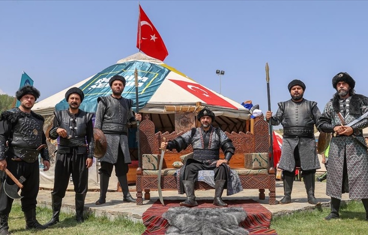 Turkiyada mamlakat tarixini o‘zgartirgan muhim sana bayram qilinmoqda