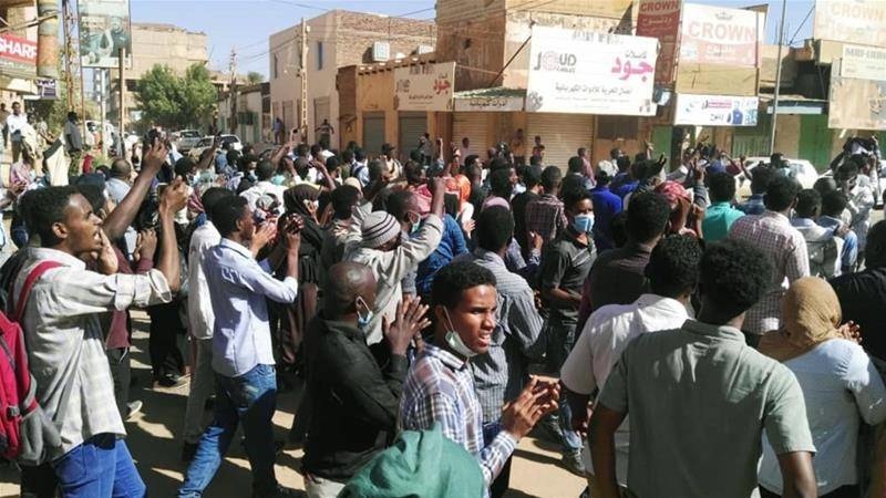 Суданда ҳарбийлар давлат тўнтариши уюштирди