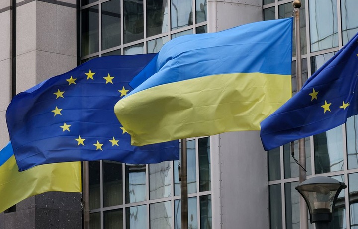 Еврокомиссия Украинага 50 миллиард еврога қадар кўмак таклиф қилди