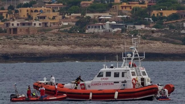 Не менее 20 человек погибли при крушении судна в Конго