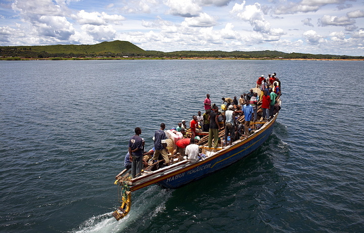 Kivu ko‘lida qayiq ag‘darilishi oqibatida 61 kishi cho‘kib ketdi